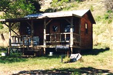 Log cabin in Utopia Texas in the Sabinal Canyon